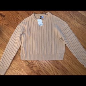 Brand new H&M light brown sweater